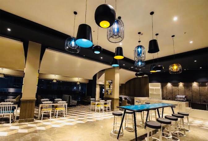 Country & Suites By Migrolino 4* Lucknow