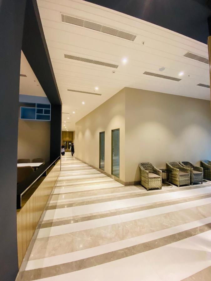 Country & Suites By Migrolino 4*