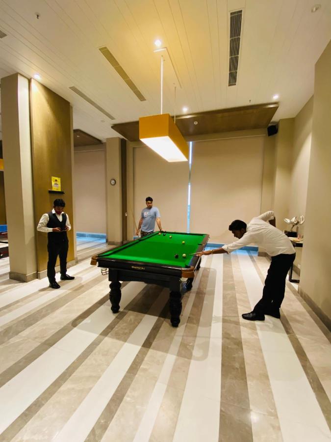 Country & Suites By Migrolino Hotel 4*