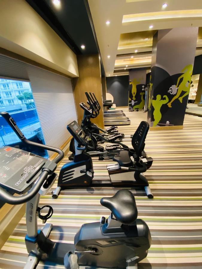 Country & Suites By Migrolino 4* Lucknow